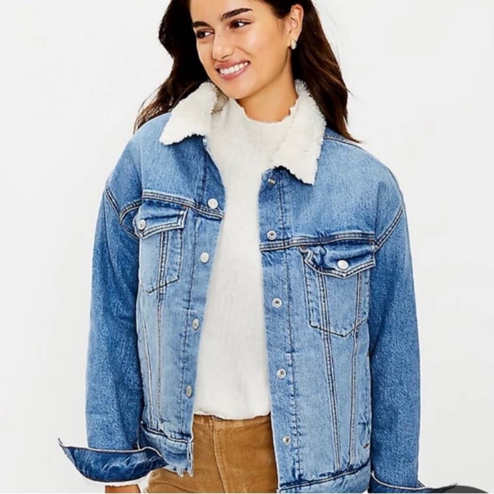 Ann Taylor Loft Sherpa Denim Jean Trucker Jacket size Medium